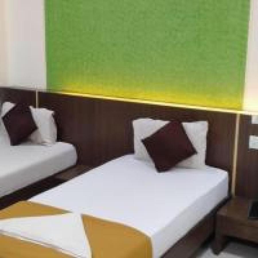 Panvel Palace Hotel Мумбай Екстериор снимка